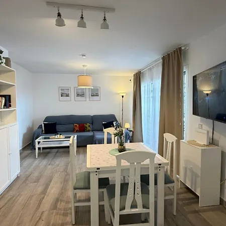 Very Calm And Quiet In Montemar Apartmán *
