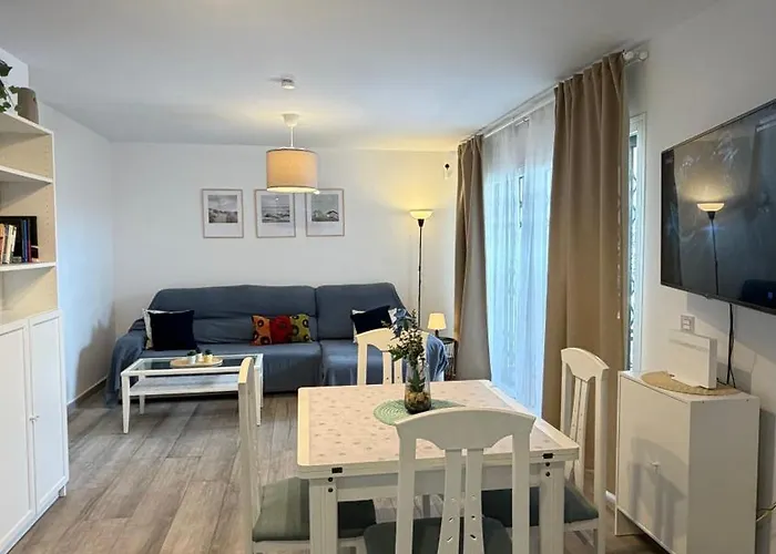 Very Calm And Quiet In Montemar Apartment *